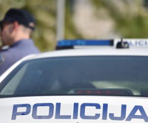 Vozila policije i vatrogasaca 14.10.2018., Vodice - Policija i vatrogascirrPhoto: Hrvoje Jelavic/PIXSELL