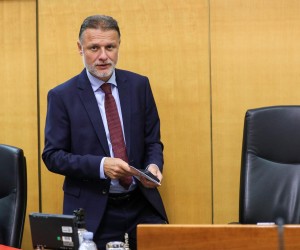 15.07.2022., Zagreb - Posljednjeg dana rada Hrvatskog sabora uoci ljetne stanke koja traje od 15. srpnja do 15. rujna, saborski zastupnici glasovali su o potvrdi Marka Primoraca za novog ministra finacija, o Zakonu o sigurnosti na cestama, o ustavnim promjenama oko referenduma te o ostalim raspravljenim prijedlozima zakona. Predsjednik Sabora Gordan Jandrokovic Photo: Patrik Macek/PIXSELL