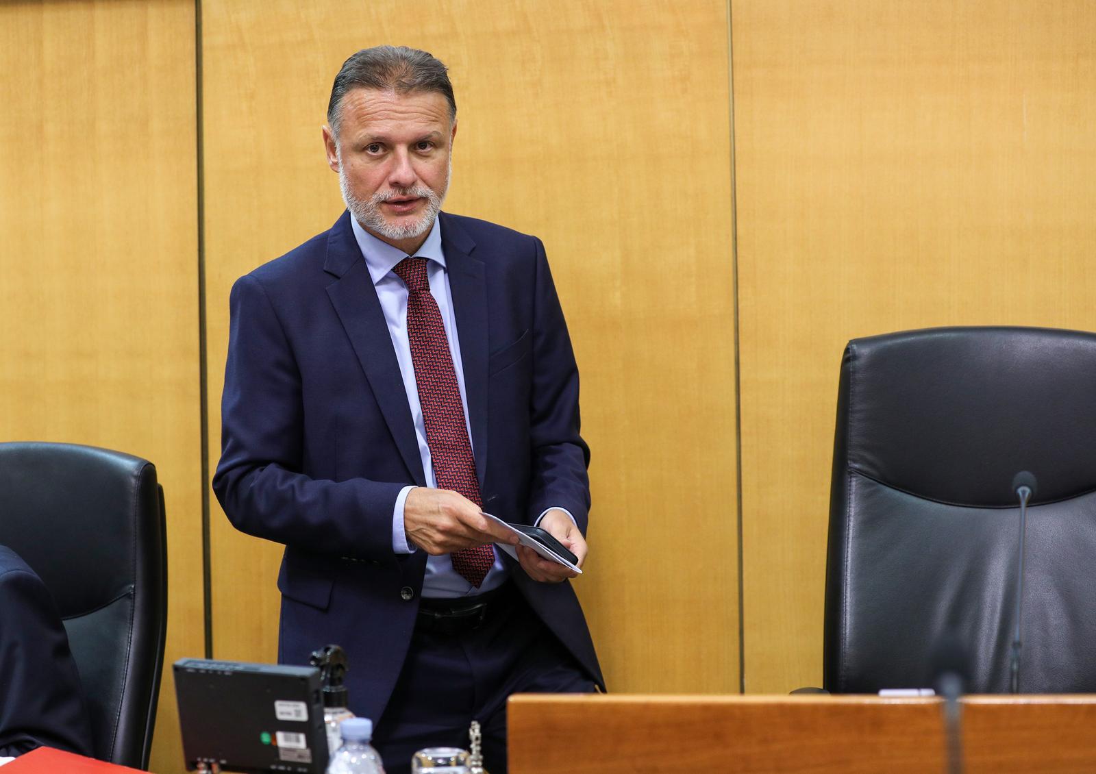 15.07.2022., Zagreb - Posljednjeg dana rada Hrvatskog sabora uoci ljetne stanke koja traje od 15. srpnja do 15. rujna, saborski zastupnici glasovali su o potvrdi Marka Primoraca za novog ministra finacija, o Zakonu o sigurnosti na cestama, o ustavnim promjenama oko referenduma te o ostalim raspravljenim prijedlozima zakona. Predsjednik Sabora Gordan Jandrokovic Photo: Patrik Macek/PIXSELL