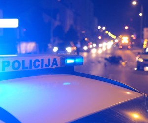 18.1.2022., Zagreb - Prometna nesreca u kojoj je sudjelovalo osobno vozilo i motor dogodila se u Ulici Donje Svetice blizu krizanja s Branimirovom. Photo: Slaven Branislav Babic/PIXSELL