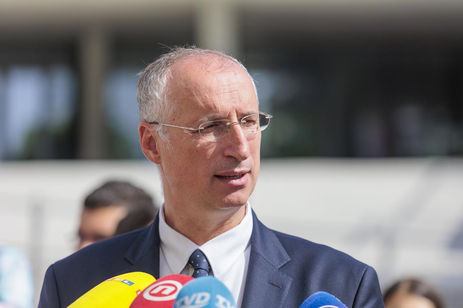 18.08.2022., Split - Kandidati liste Centar predstavljeni su na konferenciji za medije pod nazivom "Kotarski izbori - Moj kvart, moja briga!"
Ivica Puljak
  Photo: Miroslav Lelas/PIXSELL