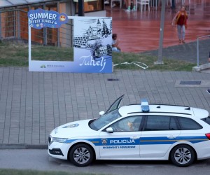 19.08.2022., Tuheljske toplice - Vatrogasci u Tuheljskim toplicama na intervenciji gdje su posjetitelji evakuirani, a 11 osoba je hospitalizirano u Zaboku. Photo: Luka Stanzl/PIXSELL