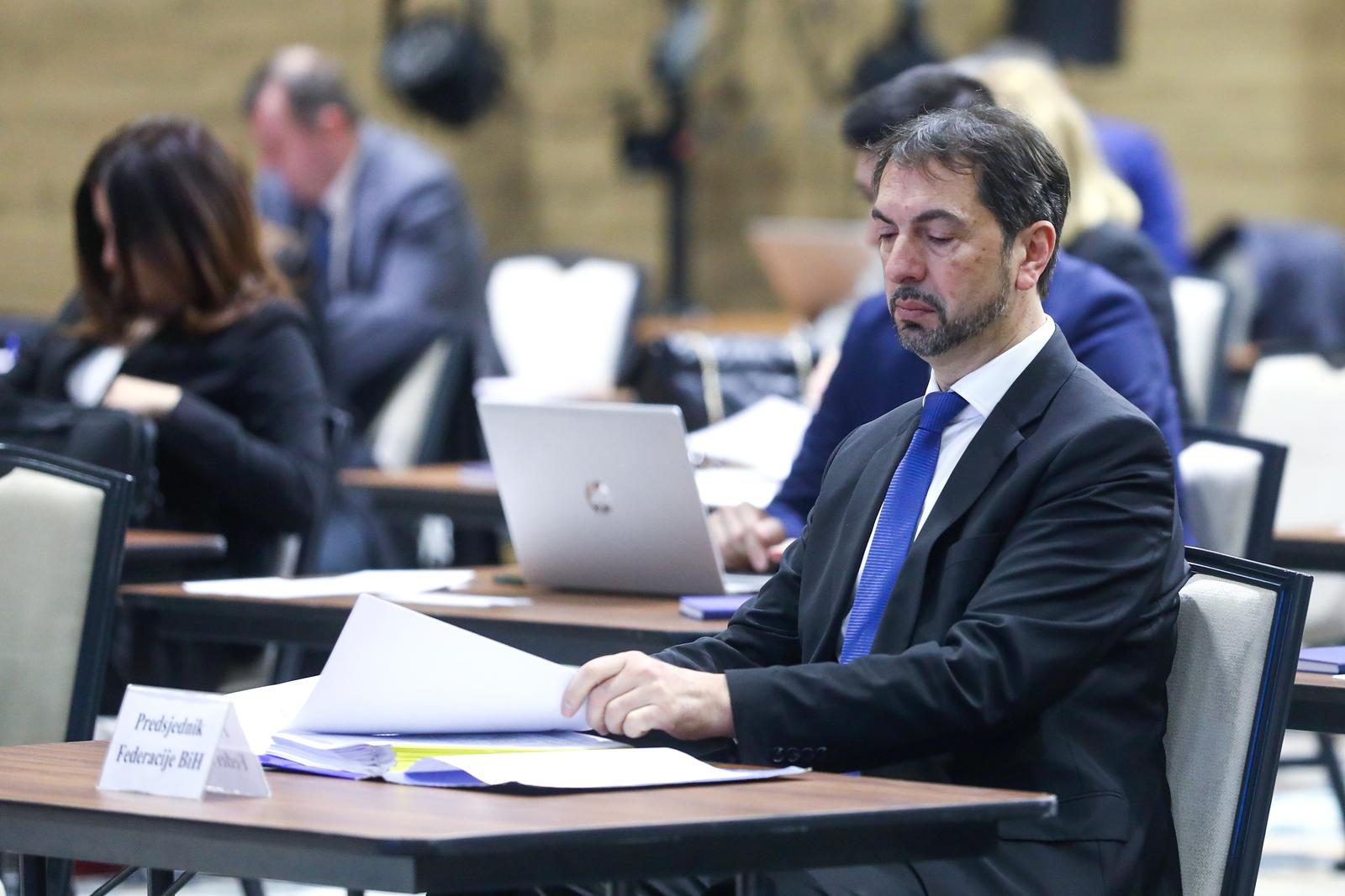 21.12.2021., Sarajevo, Bosna i Hercegovina - Sjednica Predstavnickog doma Parlamenta FBiH. Marinko Cavara
   Photo: Armin Durgut/PIXSELL