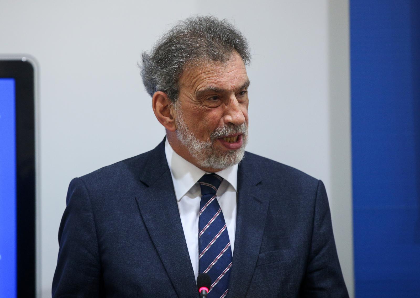 22.07.2022.,Zagreb - Ministar znanosti i obrazovanja Radovan Fuchs i predsjednik Medjunarodnog drustva primjenjenih bioloskih znanosti (ISABS) Dragan Primorac nazocili su tradicionalnom susretu s dobitnicima prestizne nagrade "The ISABS future Scientists Award" Photo: Zeljko Hladika/PIXSELL