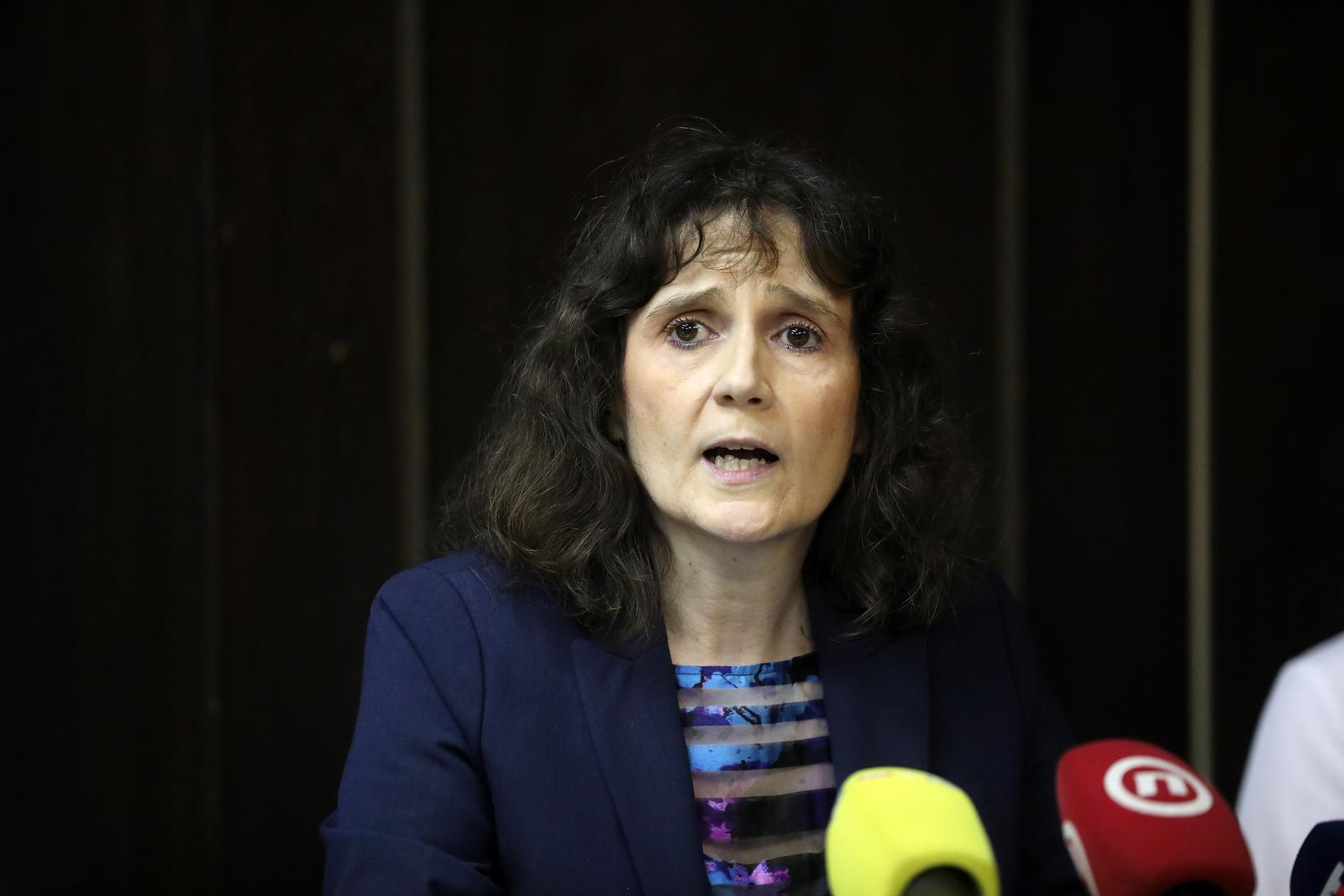 22.08.2022., Rijeka - Konferencija za medije, o recentnim dogadjajima i stanju na Klinici za onkologijui radioterapiju, tri djelatnice KBC-a Rijeka koje su dobile otkaz ugovora o radu.  Bivsa predstojnica klinike za onkologiju Ingrid Belac Lovasic, bivsa  glavna sestra Vlasta Predovan i medicinska sestra Dinka Milinkovic. Uz njih na konferenciji sindikalistica Radmila Cahut.

 Photo: Goran Kovacic/PIXSELL