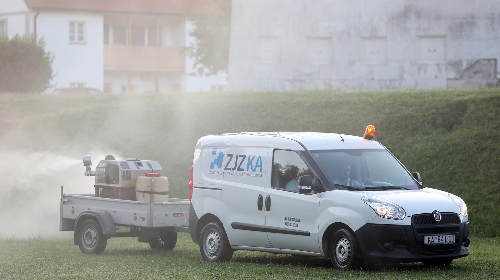 23.07.2019., Karlovac - Zavod za javno zdravstvo Karlovacke zupanije zapoceo je trecu po redu adulticidnu akciju suzbijanja odraslih komaraca ULV postupkom hladnog orosavanja. Akcija ce se provoditi tri dana u ranojutarnjim satima. Photo: Kristina Stedul Fabac/PIXSELL