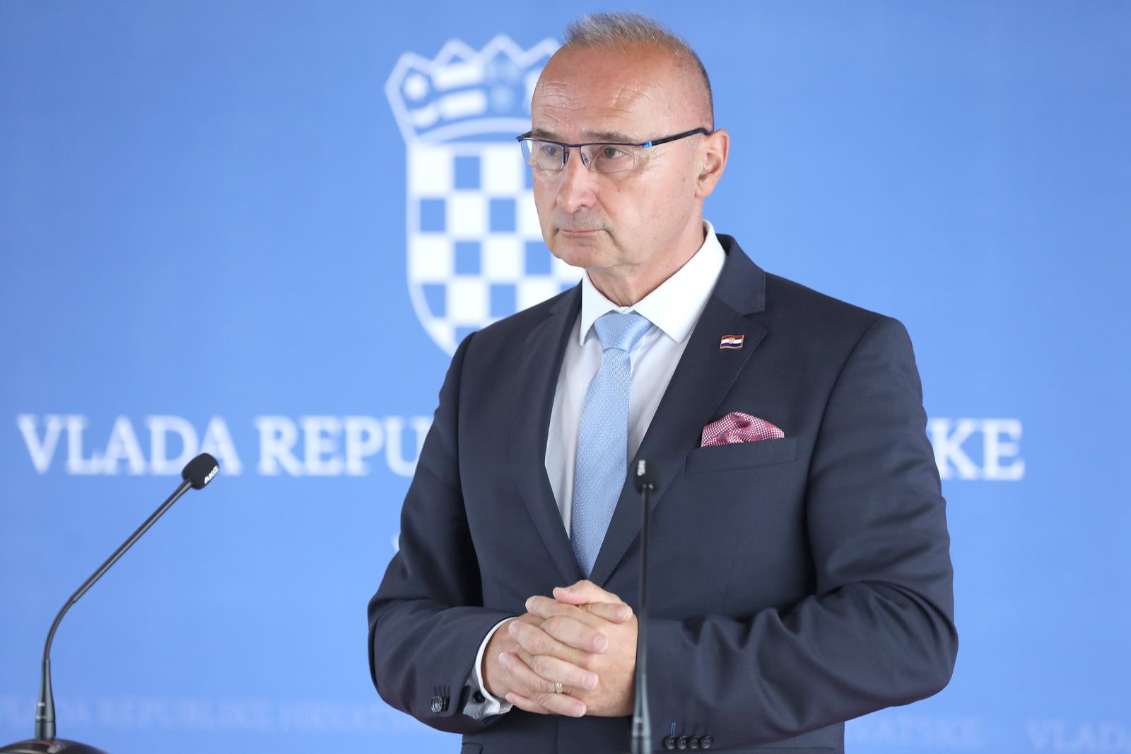 24.08.2022., Zagreb - Naklon sjednice VLade RH u Nacionalnoj i sveucilisnoj knjiznici, ministar vanjskih i europskih poslova Gordan Grlic Radman dao je izjavu medijima. Photo: Patrik Macek/PIXSELL