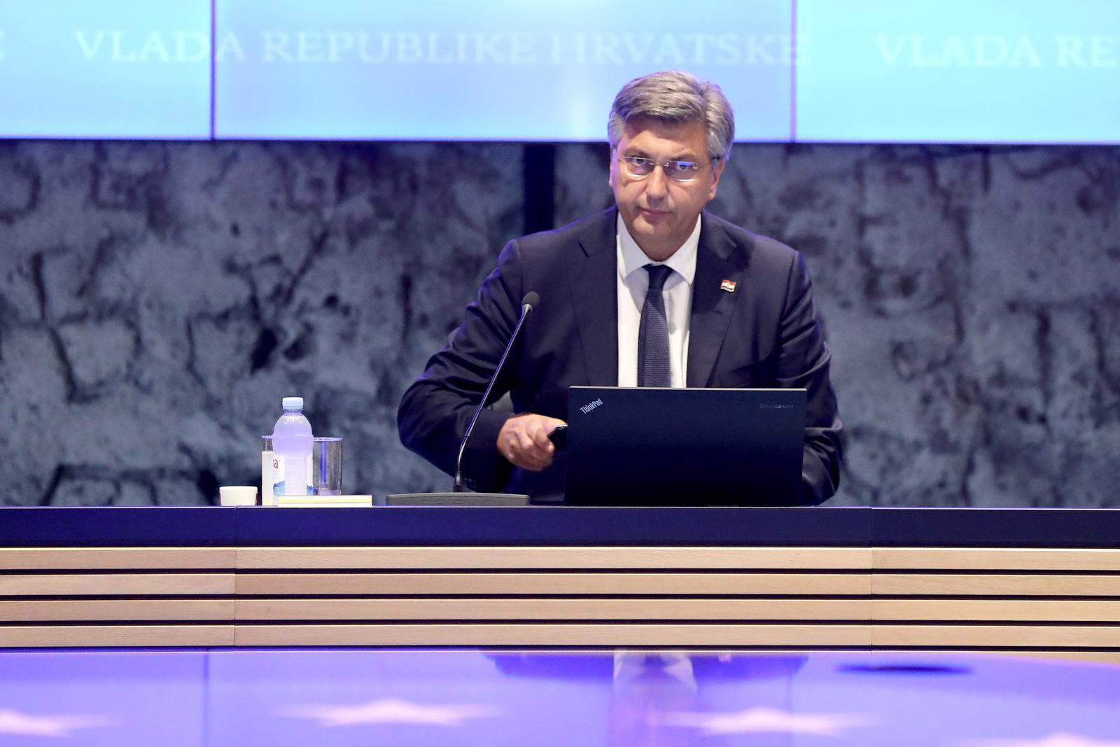 25.08.2022., Zagreb - U Nacionalnoj i sveucilisnoj knjiznici odrzana je 143. sjednica Vlade na kojoj je, uz ostalo, raspravljano o odlukama o donosenju Programa potpore poljoprovrednim proizvodjacima. Andrej Plenkovic. Photo: Patrik Macek/PIXSELL