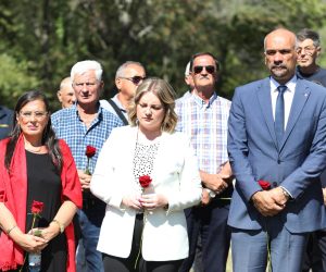 25.08.2022.,Plavno- U organizaciji Srpskog narodnog vijeca u Plavnom i Gruborima organizirana je komemoracija za civilne zrtve rata ubijene nakon Vojno-redarstvana akcije Oluja.Potpredsjednica Vlade RH Anja Simpraga te saborski zastupnik i predsjednik SNV-a Milorad Pupovac  obratili su se obiteljima zrtava, mjestanima i povratnicima na komemoraciji za civilne zrtve rata ubijene tijekom i nakon Vojno redarstvene operacije Oluja, u selu Plavnom i zaseoku Grubori, pored Knina. 
Photo: Dusko Jaramaz/PIXSELL Photo: Dusko Jaramaz/PIXSELL