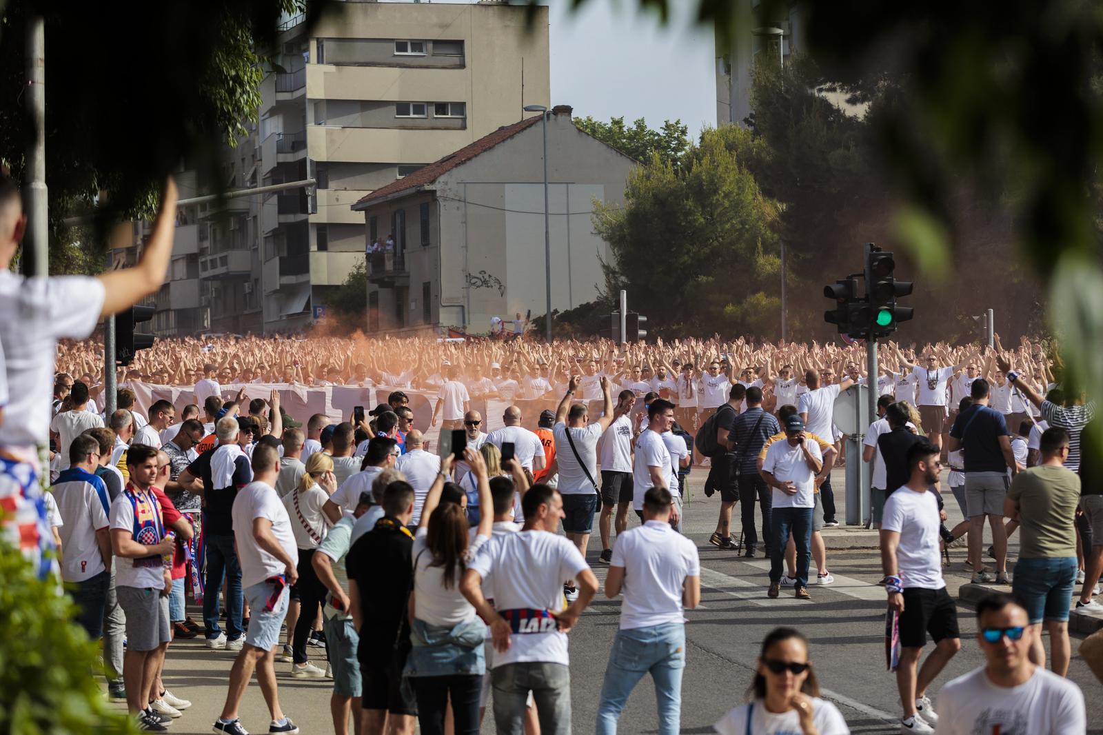 26.05.2022., Split - Korteo Torcide pred finale Hrvatskog nogometnog kupa HNK Hajduk - HNK Rijeka Photo: Miroslav Lelas/PIXSELL