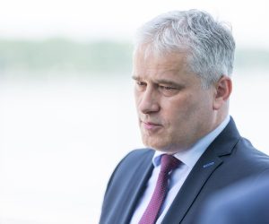 28.06.2022., Vukovar - Svecano potpisivanje Ugovora o izvodjenju radova regulacije desne obale rijeke Dunav od usca rijeke Vuke u duzini od rkm 1333 do rkm 1311. Generalni direktor Hrvatskih voda mr.sc. Zoran Djurokovic.   Photo: Davor Javorovic/PIXSELL