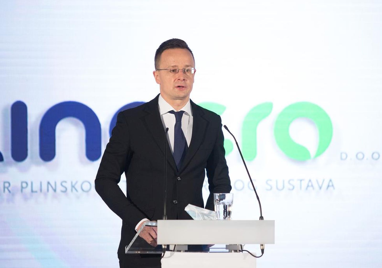 29.01.2021. Omisalj - Plutajuci LNG terminal u Omislju i spojni plinovod Zlobin – Omisalj, kojim ce ukapljeni prirodni plin (UPP/LNG) otpravljati u hrvatski transportni plinski sustav i do kupaca svecano su u petak pusteni u rad.  Peter Szijjarto. Photo: Nel Pavletic/PIXSELL