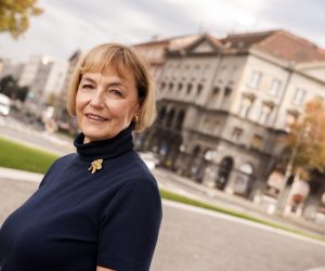 30.10.2020., Zagreb - Vesna Pusic, politicarka, saborska zastupnica, publicistkinja i bivca ministrica vanjskih i europskih poslova i prva potpredsjednica Vlade u 12. sazivu Vlade Republike Hrvatske.  "nPhoto: Tomislav Cuveljak/NFoto/PIXSELL