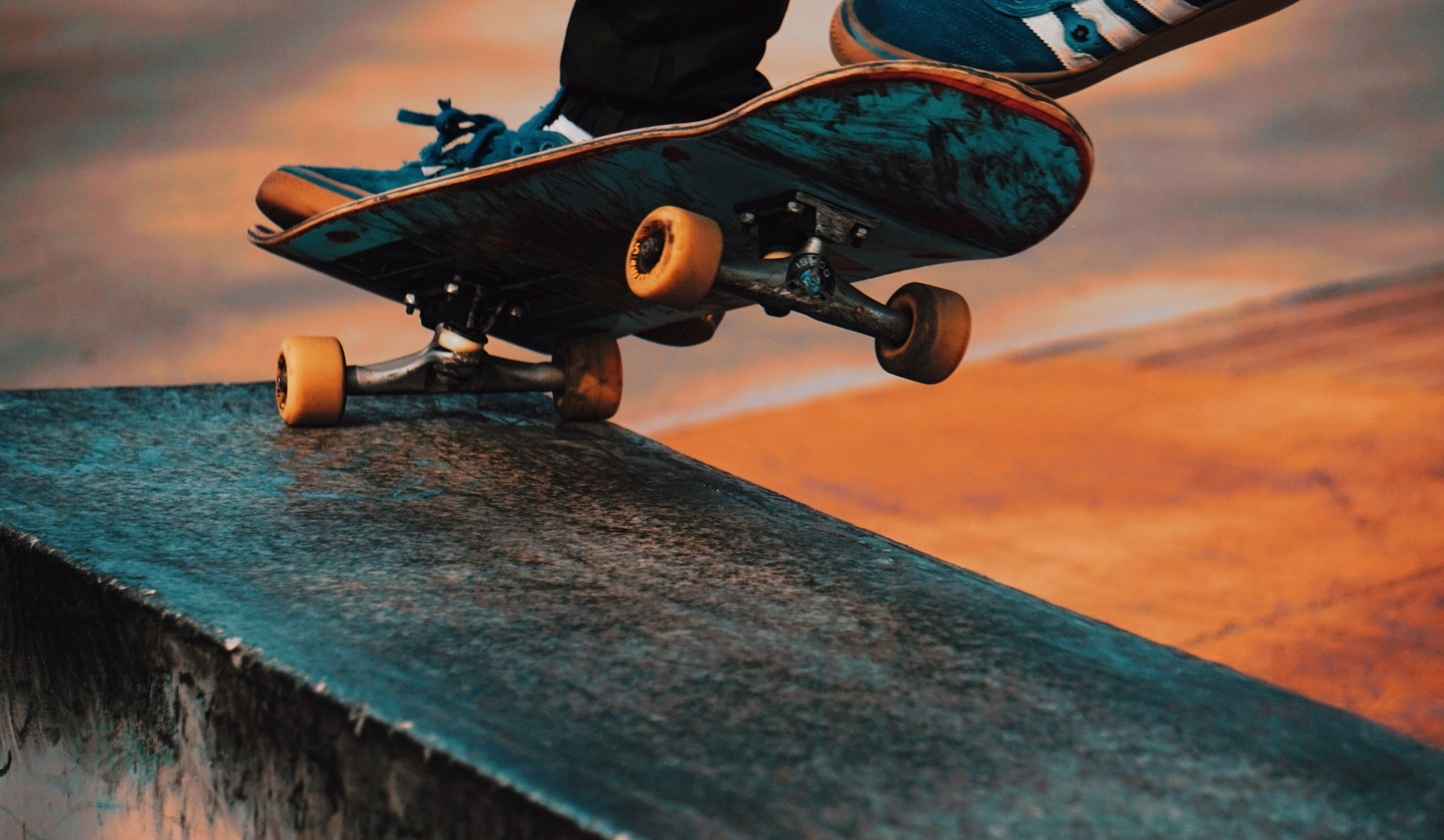 Unsplash/shawn henry