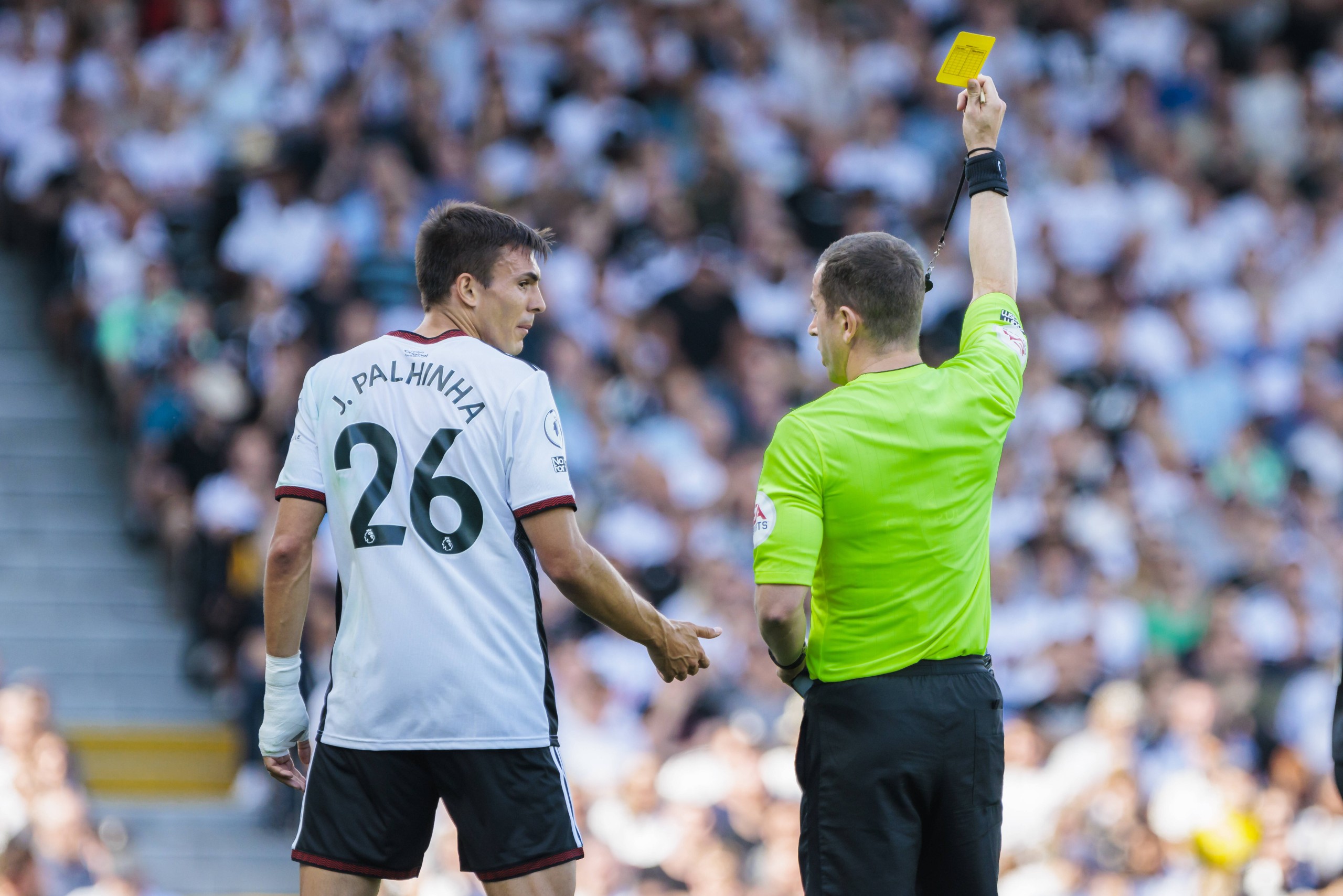 Football - 2022/2023 Premier League - Fulham vs Brentford - Craven Cottage - Saturday 20th August 2022. Joao Palhinha Fulham FC gets a yellow card for a dangerous challengeat Craven Cottage COLORSPORT/DANIEL BEARHAM PUBLICATIONxNOTxINxUK csp_ful_bre_db_20082022_