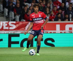 Leny Yoro lors du match LOSC - Toulouse - Ligue 1 Uber Eats - Decathlon Arena stade Pierre Mauroy Villeneuve d Ascq - 17 septembre 2022 FOOTBALL : LOSC vs TOULOUSE - Ligue1 Uber Eats - 17/09/2022 LaurentSanson/Panoramic PUBLICATIONxNOTxINxFRAxITAxBEL