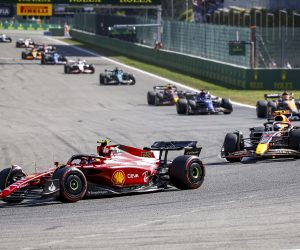 epa10143443 Spanish Formula One driver Carlos Sainz of Scuderia Ferrari leads the pack during the Formula One Grand Prix of Belgium at the Spa-Francorchamps race track in Stavelot, Belgium, 28 August 2022.  EPA/STEPHANIE LECOCQ
