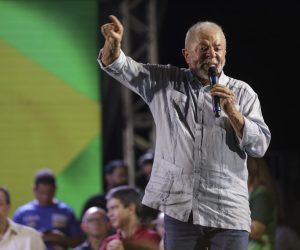 epa10151395 Former Brazilian president and presidential candidate Luiz Inacio Lula da Silva speaks during a campaign event, in Manaus, Amazonas state, Brazil, 31 August 2022.  EPA/Bruno Zanardo