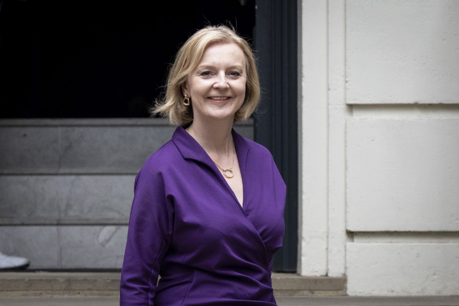 epa10161676 New leader of the Conservative Party Liz Truss leaves Conservative Central Office, following the announcement of her win, London, Britain, 05 September 2022. Truss has won the vote held among Conservative Party members for the new Tory leader and British Prime Minister, the chairman of the 1922 Committee announced on 05 September 2022. The new leader will not become Prime Minister until Boris Johnson formally relinquishes his role to Queen Elizabeth in person. The new leader will then visit the Queen and be appointed as Britain's new Prime Minister.  EPA/NEIL HALL