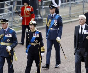 epa10183664 Britain's King Charles III (L), Princess Anne, the Princess Royal (2-L), William, Prince of Wales (C), and Prince Andrew, Duke of York (R) follow the coffin containing the body of Queen Elizabeth II as it makes its way from Buckingham Palace to Westminster Hall in London, Britain, 14 September 2022. After a short service, the Queenâ€™s lying in state will begin, lasting for four days and ending on the morning of the state funeral on the 19 September.  EPA/OLIVIER HOSLET