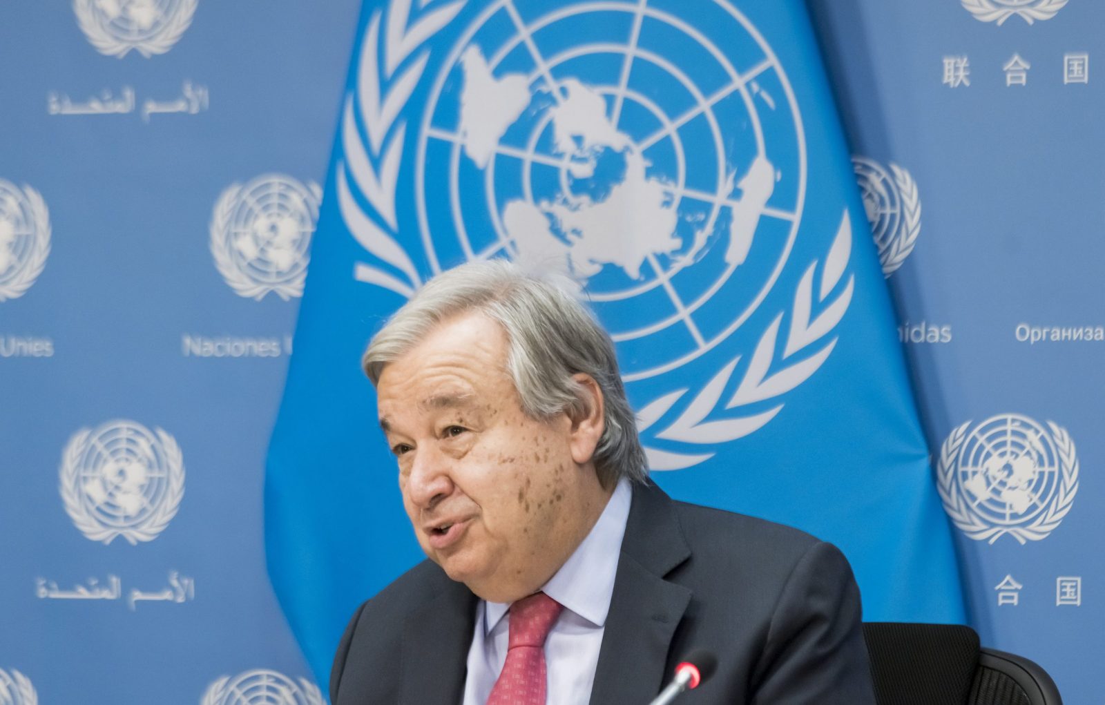 epa10184080 United Nations Secretary-General Antonio Guterres talks with reporters during a press conference held in advance of next week’s General Debate of the United Nations General Assembly at United Nations headquarters in New York, New York, USA, 14 September 2022. The General Debate will be held from 20 September to 24 September, and on 26 September 2022.  EPA/JUSTIN LANE