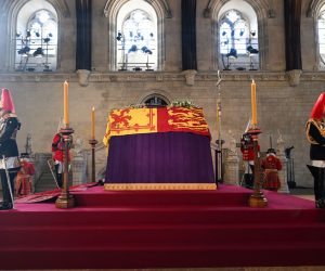 epa10184700 A handout photograph released by the UK Parliament shows the coffin of Britain's Queen Elizabeth II in Westminster Hall at the commencement of the Queen's Lying-in-State at the Palace of Westminster in London, Britain, 14 September 2022. The queen's lying in state will last for four days, ending on the morning of the state funeral on the 19 September.  EPA/UK PARLIAMENT/JESSICA TAYLOR HANDOUT -- MANDATORY CREDIT: UK PARLIAMENT/JESSICA TAYLOR -- HANDOUT EDITORIAL USE ONLY/NO SALES