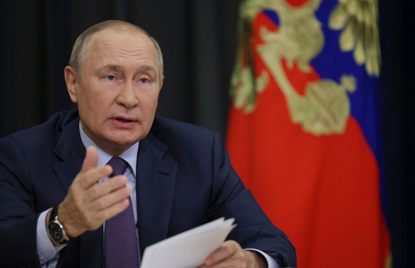epa10209149 Russian President Vladimir Putin chairs a meeting on agriculture issues via teleconference call, in Sochi, Russia, 27 September 2022.  EPA/GAVRIIL GRIGOROV / SPUTNIK / KREMLIN POOL MANDATORY CREDIT