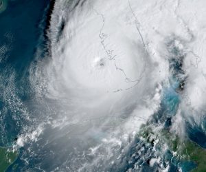 epa10211744 A handout image captured by NOAA's GOES-16 satellite and made available by the Regional and Mesoscale Meteorology Branch (RAMMB) of the National Oceanic and Atmospheric Administration (NOAA) National Environmental Satellite, Data, and Information Service (NESDIS) shows Hurricane Ian approaching the US state of Florida, 28 September 2022, after making landfall in western Cuba on 27 September 2022. Hurricane Ian, a Category-4 hurricane over the Gulf of Mexico with sustained winds reaching 155 miles per hour, is expected to strengthen before heading toward Florida's west coast, according to the National Hurricane Center (NHC).  EPA/RAMMB/NOAA/NESDIS HANDOUT -- MANDATORY CREDIT: RAMMB/NOAA/NESDIS -- HANDOUT EDITORIAL USE ONLY/NO SALES