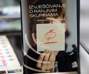 Zagreb, 28.09.2022. - Na konferenciji za novinare u Matici hrvatskoj predstavljeni su rezultati projekta "Ukljuèiva kultura - potpora socijalnoj inkluziji kroz kulturu putem Vijenca" koji Matica sa svojim partnerima provodi od 1. listopada 2020. do 30. rujna 2022. Na fotografiji broura Matice hrvatske. foto HINA /Zvonimir KUHTIÆ/ kuzo