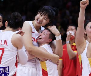 epa10213245 China team players celebrate their win in the 2022 FIBA Women's Basketball World Cup Quarter Final match between China and France at Qudos Bank Arena in Sydney, New South Wales, Australia, 29 September 2022.  EPA/MARK EVANS  AUSTRALIA AND NEW ZEALAND OUT