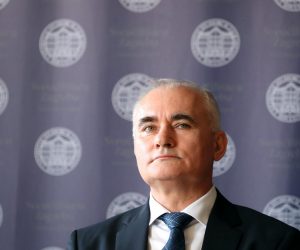 01.03.2022., Zagreb - Nakon zavrsetka 8. izvanredne sjednice Senata Sveucilista u Zagrebu odrzala se konferencija za novinare na kojoj je predstavljen novi rektor Stjepan Lakusic. Photo: Luka Stanzl/PIXSELL