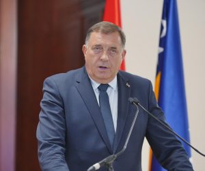 01.07.2022., Banja Luka, Bosna i Hercegovina - Srpski clan Predsjednistva BiH Milorad Dodik na konferenciji za medije nakon sastanka s madjarskim ministrom vanjskih poslova i trgovine Peterom Szijjartom u Administrativnom centru Vlade RS.   Photo: Dejan Rakita/PIXSELL