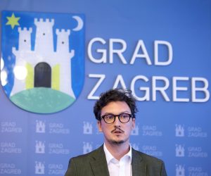 01.09.2022., Zagreb - Gradonacelnik Grada Zagreba Tomislav Tomasevic te predstavnici Zagrebackog holdinga - podruznice Cistoca predstavili su pripremne aktivnosti vezane za uvodjenje novog modela prikupljanja mijesanog komunalnog otpada.  Davor Vic, voditelj Podruznice Cistoca.  Photo: Igor Kralj/PIXSELL