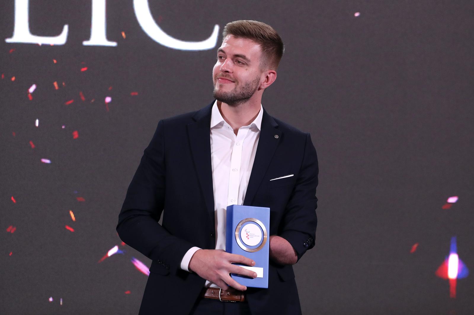 03.02.2022., Zagreb - Svecano proglasenje najuspjesnijih sportasa Hrvatskog paraolimpijskog odbora za 2021. godinu odrzano je u hotelu Westin. Nauspjesniji sportas s invaliditetom, Ivan Mikulic.    Photo: Luka Stanzl/PIXSELL