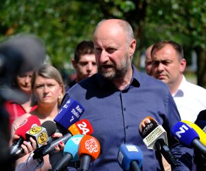 03.06.2022., Kumrovec, Klanjac - Veliko nevrijeme zahvatilo je sjevernu gdje su najvise nastradala mjesta Klanjec i Kumrovec. Ministrica poljoprivrede Marija Vuckovic i krapinsko–zagorski zupan Zeljko Kolar dali su izjavu za medije.  Photo: Slaven Branislav Babic/PIXSELL
