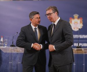 04, September, 2022, Belgrade - The President of the Republic of Serbia, Aleksandar Vucic, hosted the President of Slovenia, Borut Pahor. Borut Pahor, Aleksandar Vucic. Photo: M.M./ATAImages

04, septembar, 2022, Beograd - Predsednik Republike Srbije Aleksandar Vucic ugostio je predsednika Slovenije Boruta Pahora. Photo: M.M./ATAImages Photo: M.M./ATAImages/PIXSELL