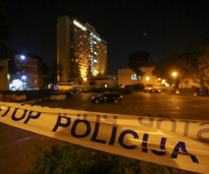 05.09.2022., Zagreb - Povodom dolaska Turskog predsjednika Recep Tayyip Erdogana u Zagreb oko hotela Westin u kojem ce biti smijesten policijske trake oko hotela i na zelenom valu.  Photo: Matija Habljak/PIXSELL