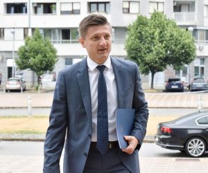 7.7.2022., Zagreb -  Dolazak ministara i premijera Andreja Plenkovica u Nacionalnu i sveucilisnu knjiznicu na sjednicu Vlade Republike Hrvatske. Photo: Davorin Visnjic/PIXSELL