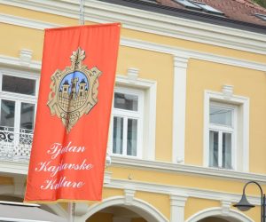 07.09.2014., Krapina - Preko 400 djece iz 12 djecjih vrtica, osnovnih skola i KUD-ova Krapinsko-zagorske zupanije u narodnim nosnjama svojim su nastupima obiljezili svecano otvaranje 49. Tjedna kajkavske kulture. Photo: Matija Topolovec/PIXSELL