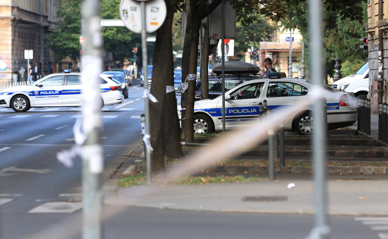 07.06.2022., Zagreb - Aktivnosti policijskih sluzbenika oko hotela Sheraton zbog posjeta turskog predsjednika Recep Tayyip Erdogana. Photo: Sanjin Strukic/PIXSELL