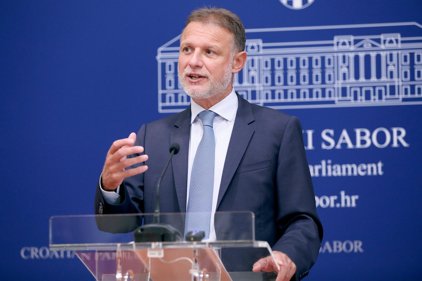 07.09.2022., Zagreb - Predsjednik Hrvatskoga sabora Gordan Jandrokovic odrzao je nakon 19. sjednice Predsjednistva Hrvatskoga sabora konferenciju za medije na kojoj je govorio o predstojecoj plenarnoj sjednici i drugim aktualnim temama. Photo: Patrik Macek/PIXSELL