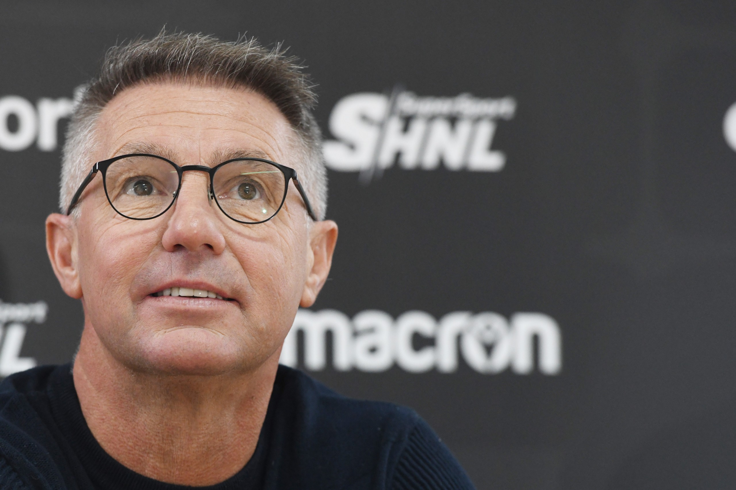 08.09.2022., Sibenik - Uoci utakmice sa Hajdukom u nogometnome klubu Sibenik odrzana je konferencija za medije na kojoj su prisustvovali trener Damir Canadi i Bernardo Matic. Photo: Hrvoje Jelavic/PIXSELL
