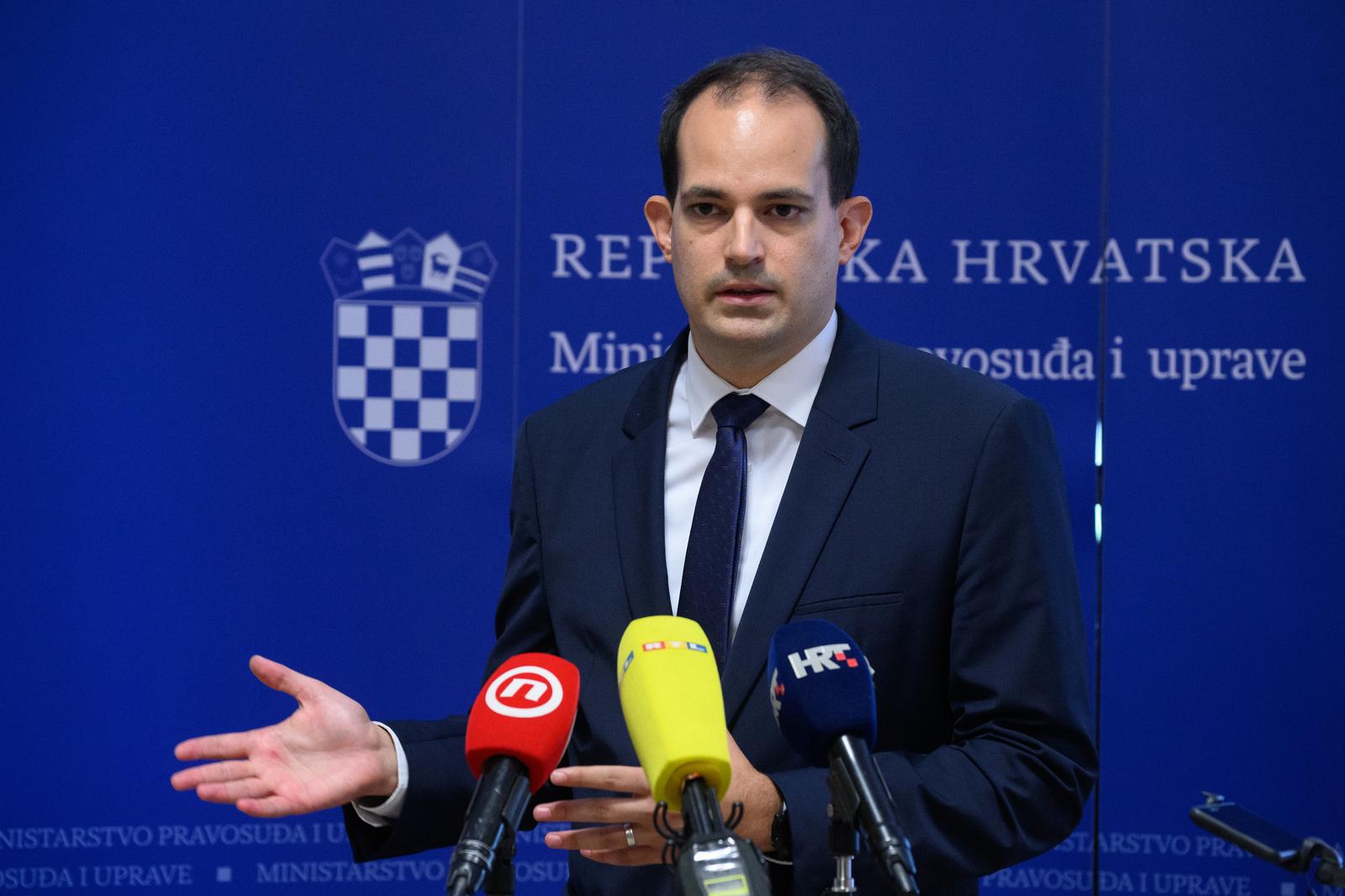 09.09.2022., Zagreb - Ministar pravosudja i uprave Ivan Malenica sastao se  s udrugama civilnoga drustva koje se bave podrskom zrtvama nasilja nakon cega je dao izjavu medijima. Photo: Davor Puklavec/PIXSELL