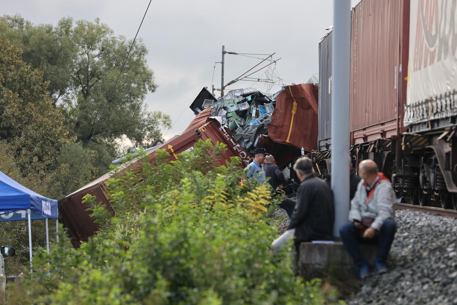 10.09.2022., Novska - Sudar teretnog i putnickog vlaka kod mjesta Rajic kod Novske u kojem je smrtno stradalo troje osoba, a vise ih je ozlijedjeno. Photo: Davor Javorovic/PIXSELL