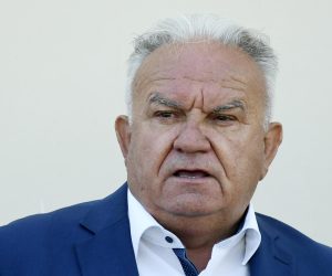 14.06.2021.,Petrinja - Odrzana je sluzbena primopredaja izvrsne vlasti između dosadasnjeg gradonacelnika Darinka Dumbovica i nove gradonacelnice Petrinje Magdalene Komes.rPhoto: Nikola Cutk/PIXSELL