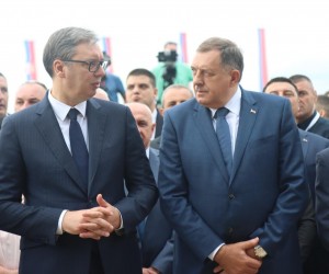 15, September, 2022, Bijeljina - In the Bijeljina settlement of Velika Obarska, the beginning of the construction of the Raca-Bijeljina highway section, an integral part of the future Banjaluka-Bijeljina-Belgrade and Belgrade-Sarajevo highways, was solemnized today.  Aleksandar Vucic, Milorad Dodik. Photo: Borislav Zdrinja/ZIPAPHOTO/ATAImages

15, septembar, 2022, Bijeljina - U bijeljinskom naselju Velika Obarska danas je svecano ozvanicen pocetak izgradnje deonice auto-puta Raca-Bijeljina, sastavnog dela buducih auto-puteva Banjaluka-Bijeljina-Beograd i Beograd-Sarajevo. Photo: Borislav Zdrinja/ZIPAPHOTO/ATAImages Photo: Borislav Zdrinja/ATAImages/PIXSELL