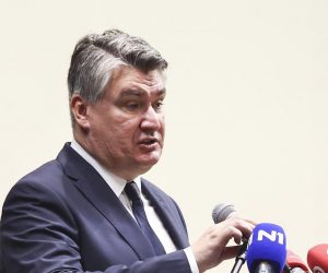 16.09.2022., Split - Predsjednik RH i vrhovni zapovjednik Oruzanih snaga RH Zoran Milanovic sudjelovao je na svecanosti obiljezavanja 31. obljetnice osnutka Hrvatske ratne mornarice.
Zoran Milanovic
  Photo: Miroslav Lelas/PIXSELL