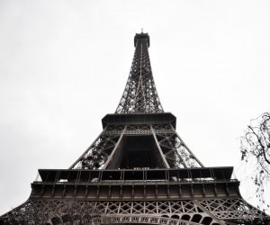 12.01.2020.,  Pariz - Ni prohladno i sivo vrijeme, ne moze umanjiti dozivljaj setnje Parizom. Eiffelov toranj, jedan od simbola Pariza.  Photo: Sasa Miljevic/PIXSELL