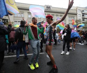 17, September, 2022, Belgrade - The organizers of Europride, despite the ban from the Ministry of Interior and the ruling of the Administrative Court, decided to exercise their democratic right and protest in front of the Administrative Court, and strong police forces are on the streets. . Photo: Milan Maricic/ATAImages.

17, septembar, 2022, Beograd - Organizatori Europrajda su i pored zabrane MUP-a i presude Upravnog suda odlucili da iskoriste svoje demokratsko pravo i izadju na protest ispred Upravnog suda, a jake policijske snage su na ulicma. . Photo: Milan Maricic/ATAImages. Photo: Milan Maricic/ATAImages./PIXSELL