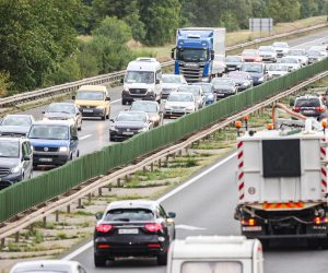 19.08.2022., Zagreb - Guzva od 15 km na zagrebackoj zaobilaznici u smjeru istoka, od Ivanje Reke do Luckoga. Photo: Luka Stanzl/PIXSELL